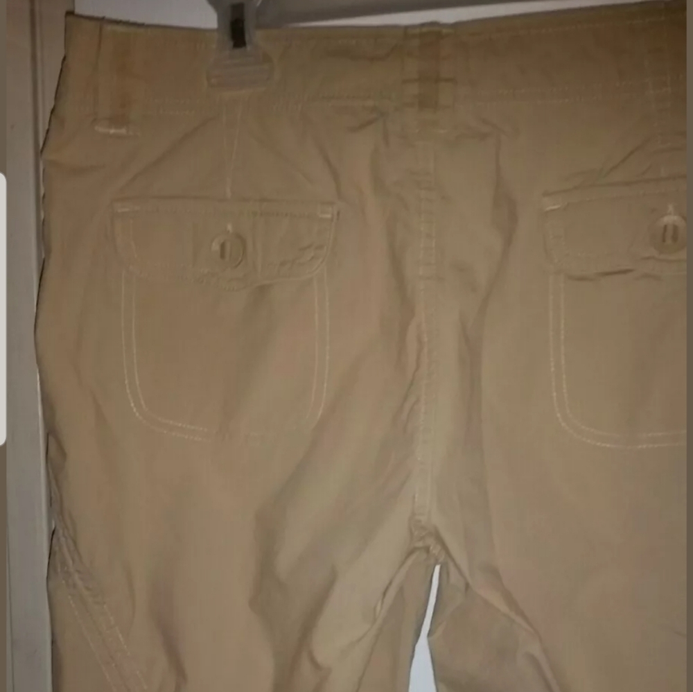 Womens columbia capris size 10, 14 inch inseam - Picture 6 of 8